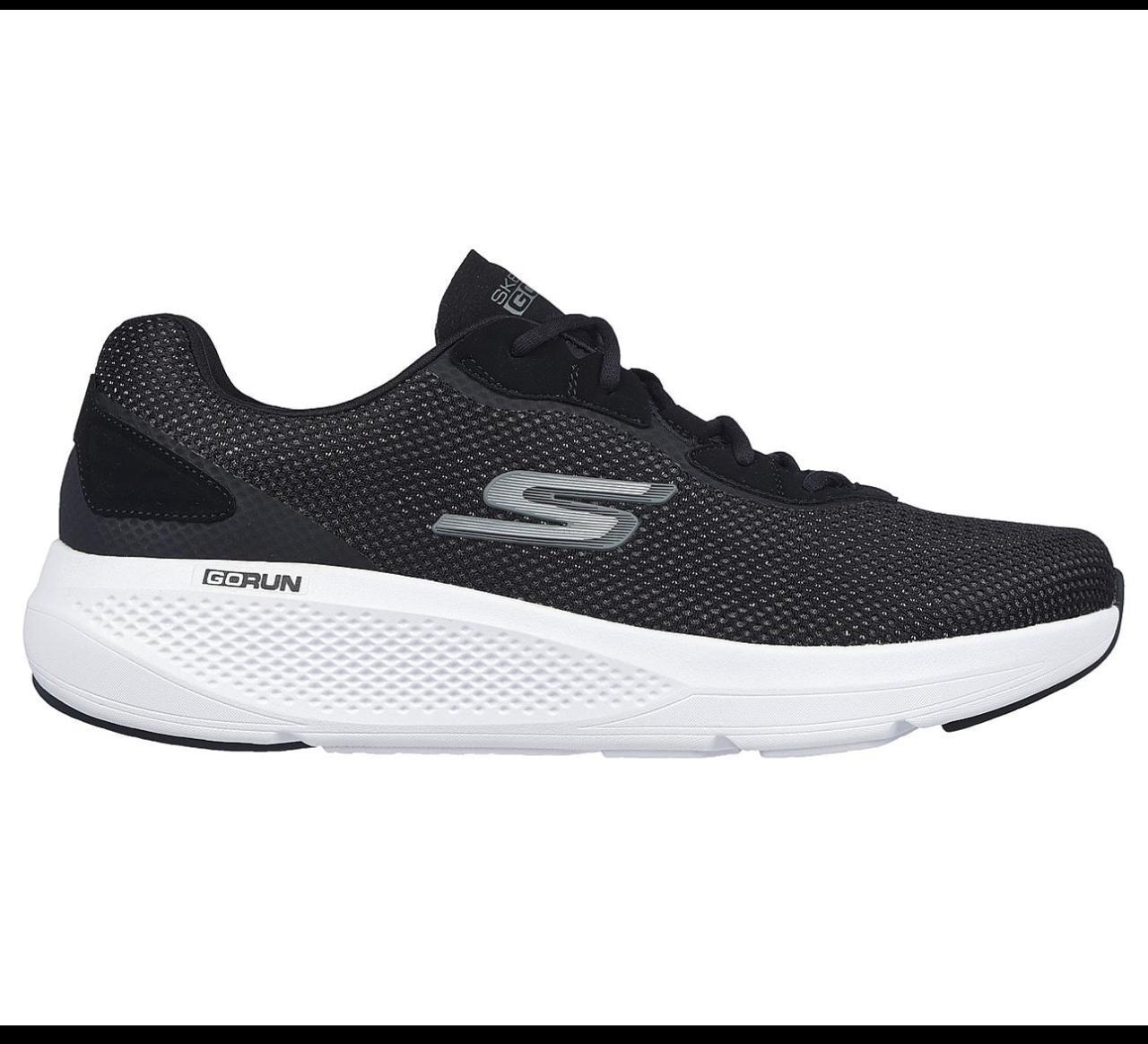 GoRun Elevate in Black / White